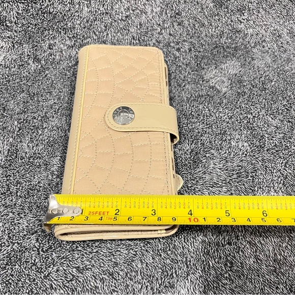 Vera Bradley quilted tab wallet in a tan/beige color NWOT - Picture 10 of 13